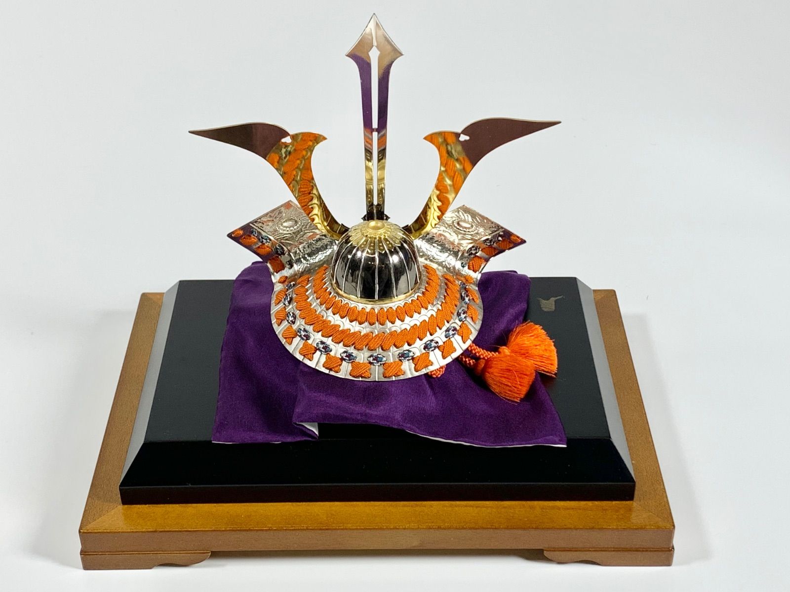 武比古作】純銀製・兜・五月人形 希少】武比古 TAKEHIKO 五月人形 純銀