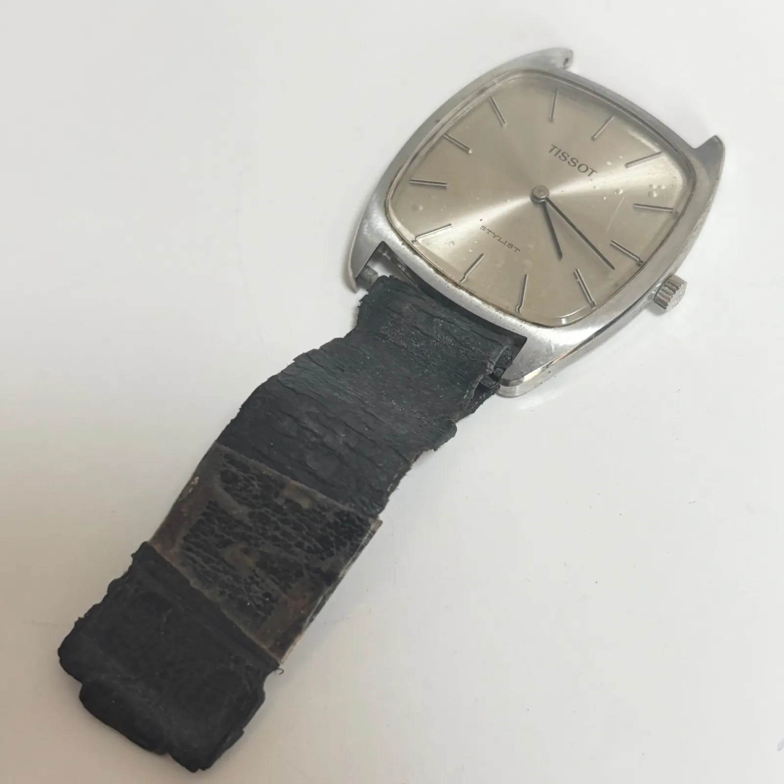 2025年最新】TISSOT 手巻き時計の人気アイテム - メルカリ