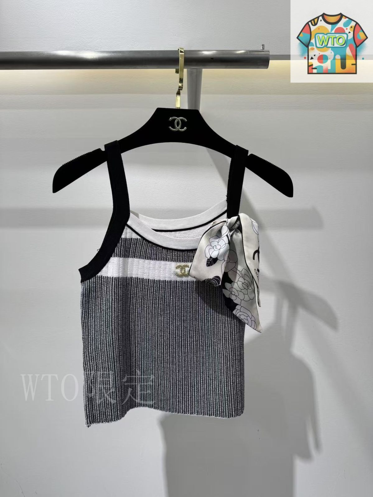 今日 Chanel スカーフ付き カミソール