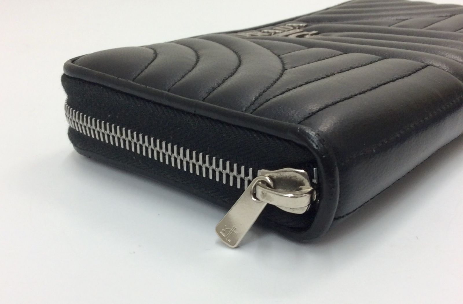 美品】PRADA プラダ キルティング ダイアグラム ラウンド