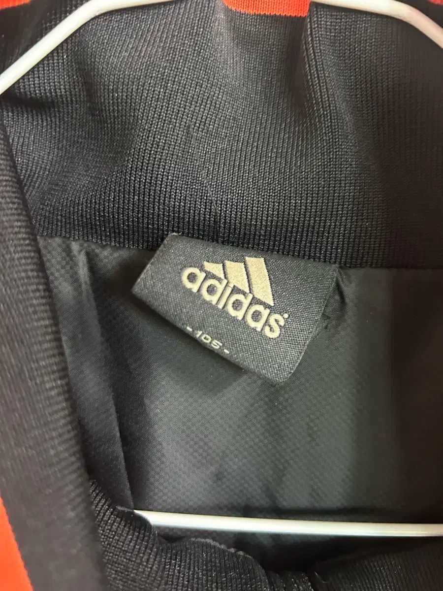販売