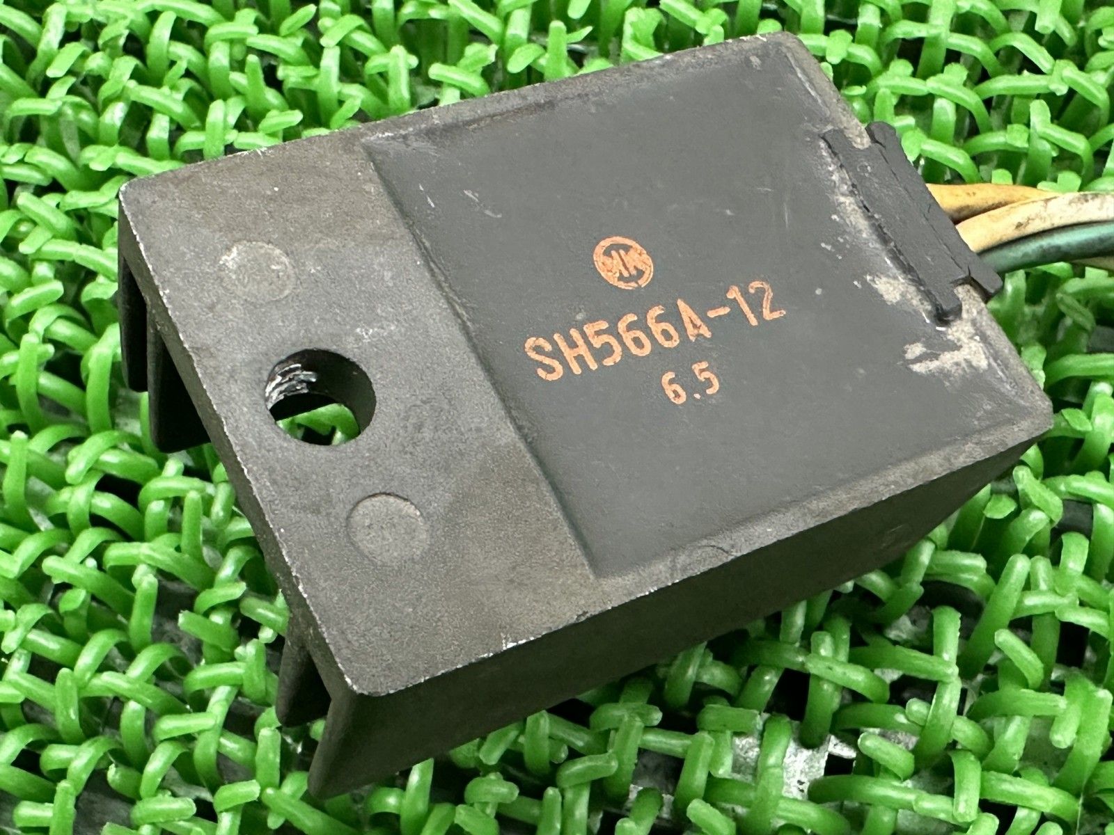 MAX90％オフ。 XLR250 レギュレター ホンダ 純正 バイク 部品 MD22 レギュレーター レクチファイア カプラー加工済 機能的問題なし uR 絶対お買い得！