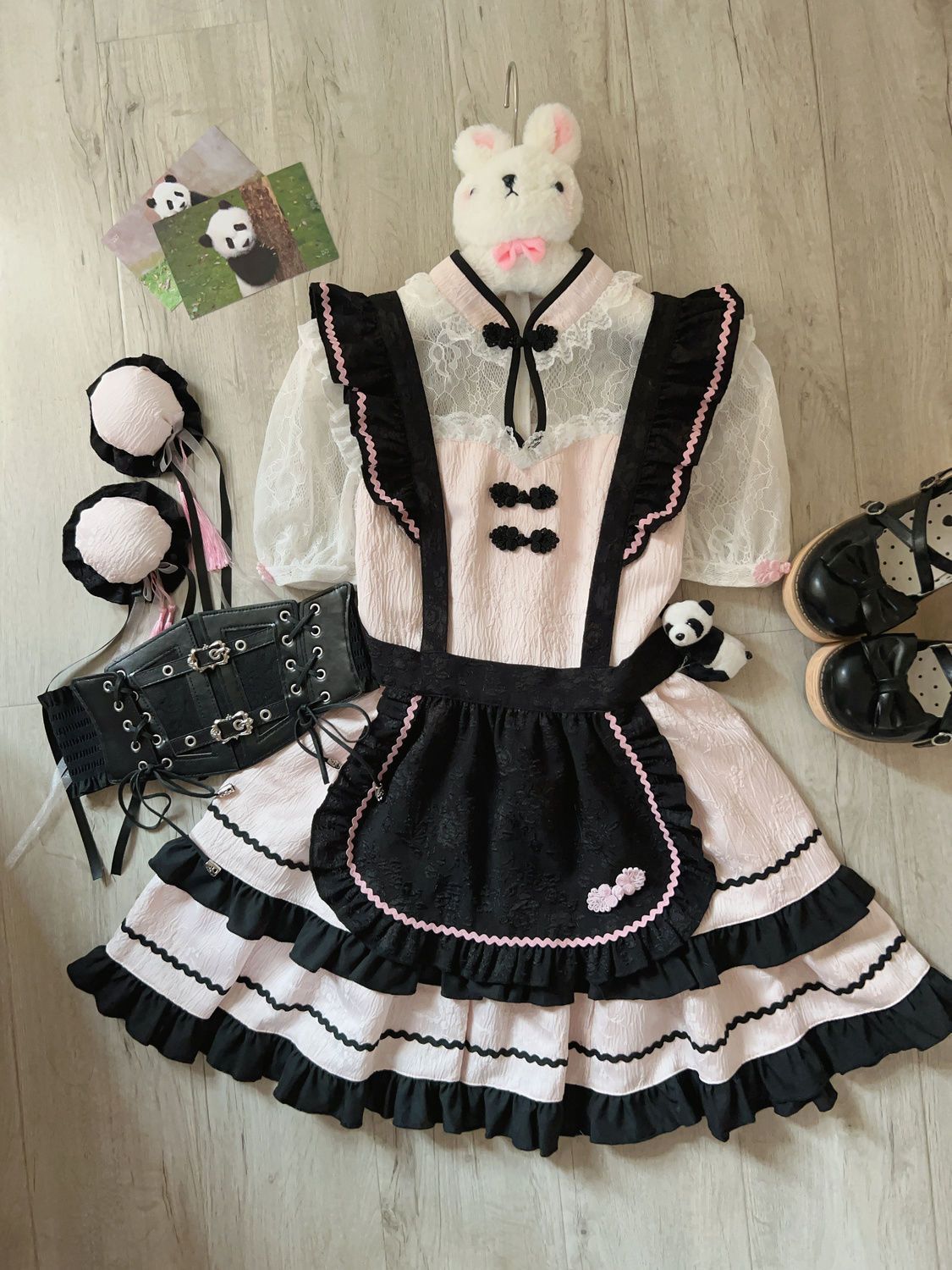 ブラックピンク 二色展開