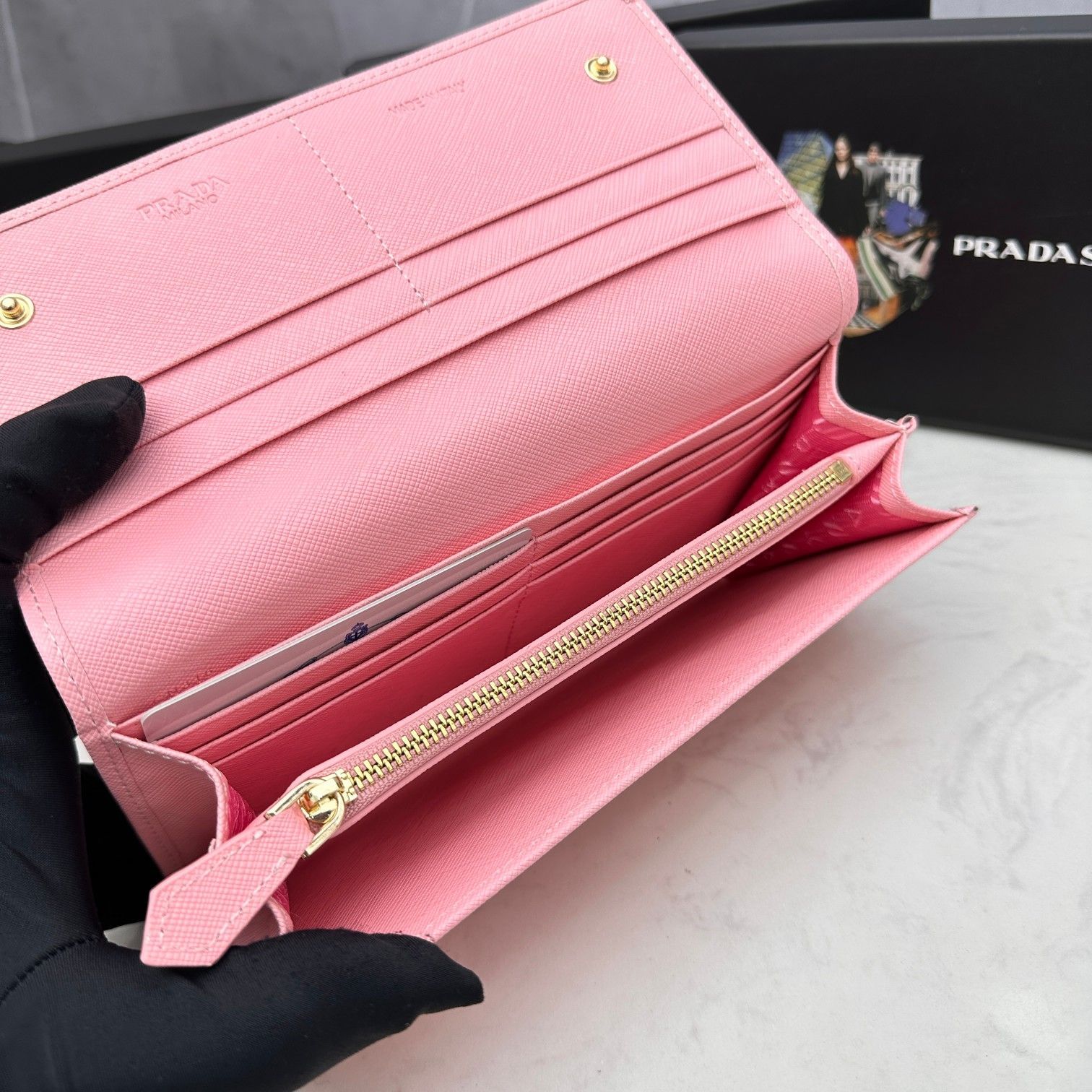 PRADA プラダ 長財布 ピンク 新品未使用品 - メルカリ