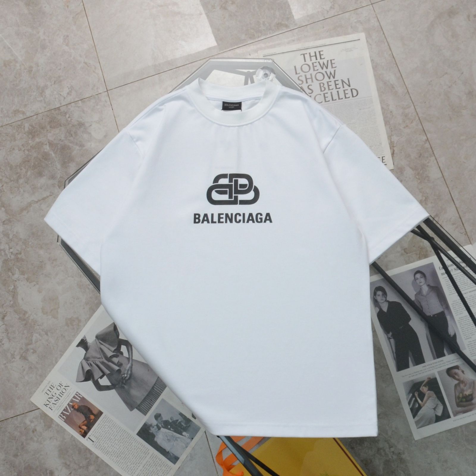 新品 Balenciaga バレンシアガBBロゴ Tシャツホワイト 男女兼用 並行輸入品