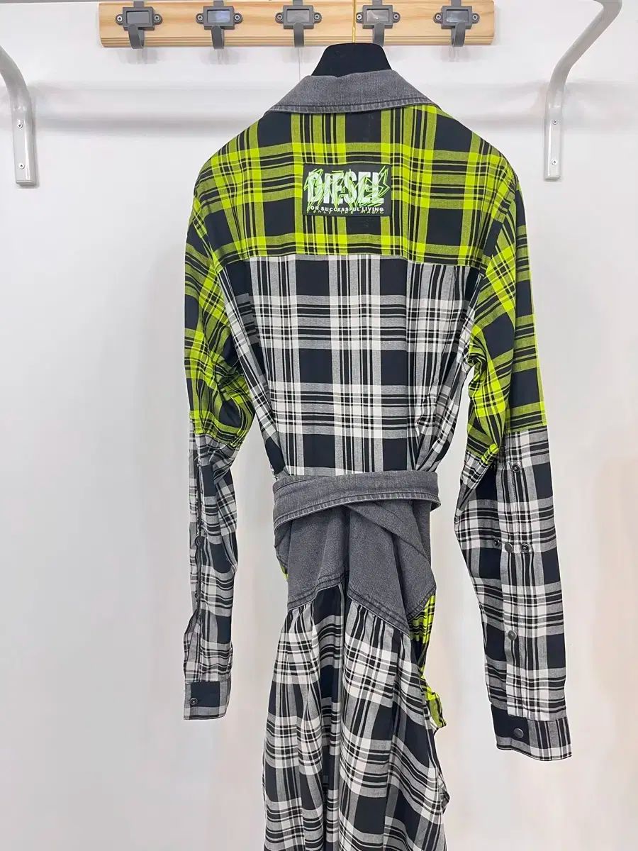 【Diesel】ディーゼル　レイヤード風　ロンT　0189 DIESEL（ディーゼル）の「レディース 長袖トップス Tシャツ