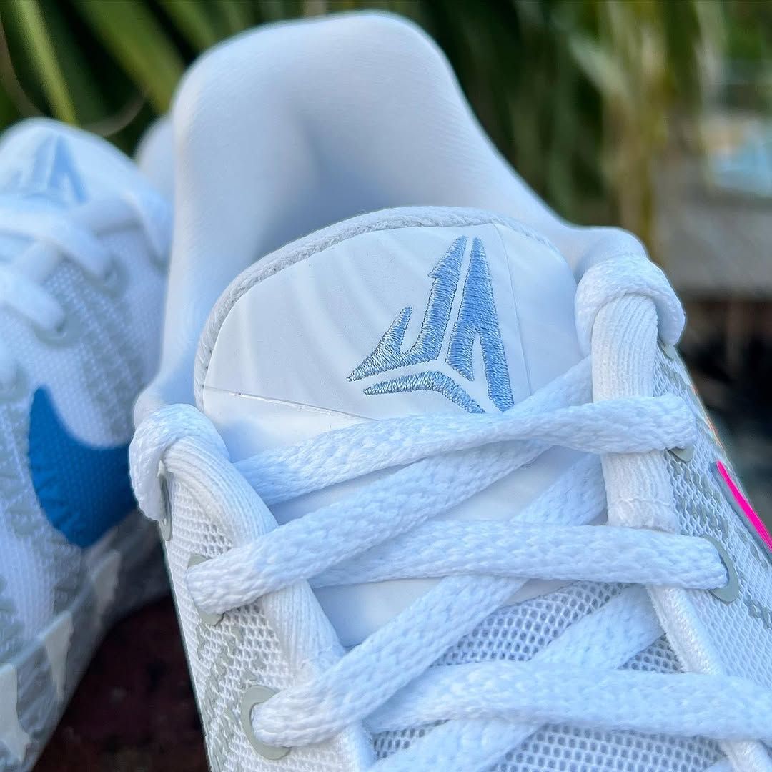 NIKE JA 3 GS 'LIGHT SHOW' ナイキ ジャ 3 ジャ モラント 【BOY'S