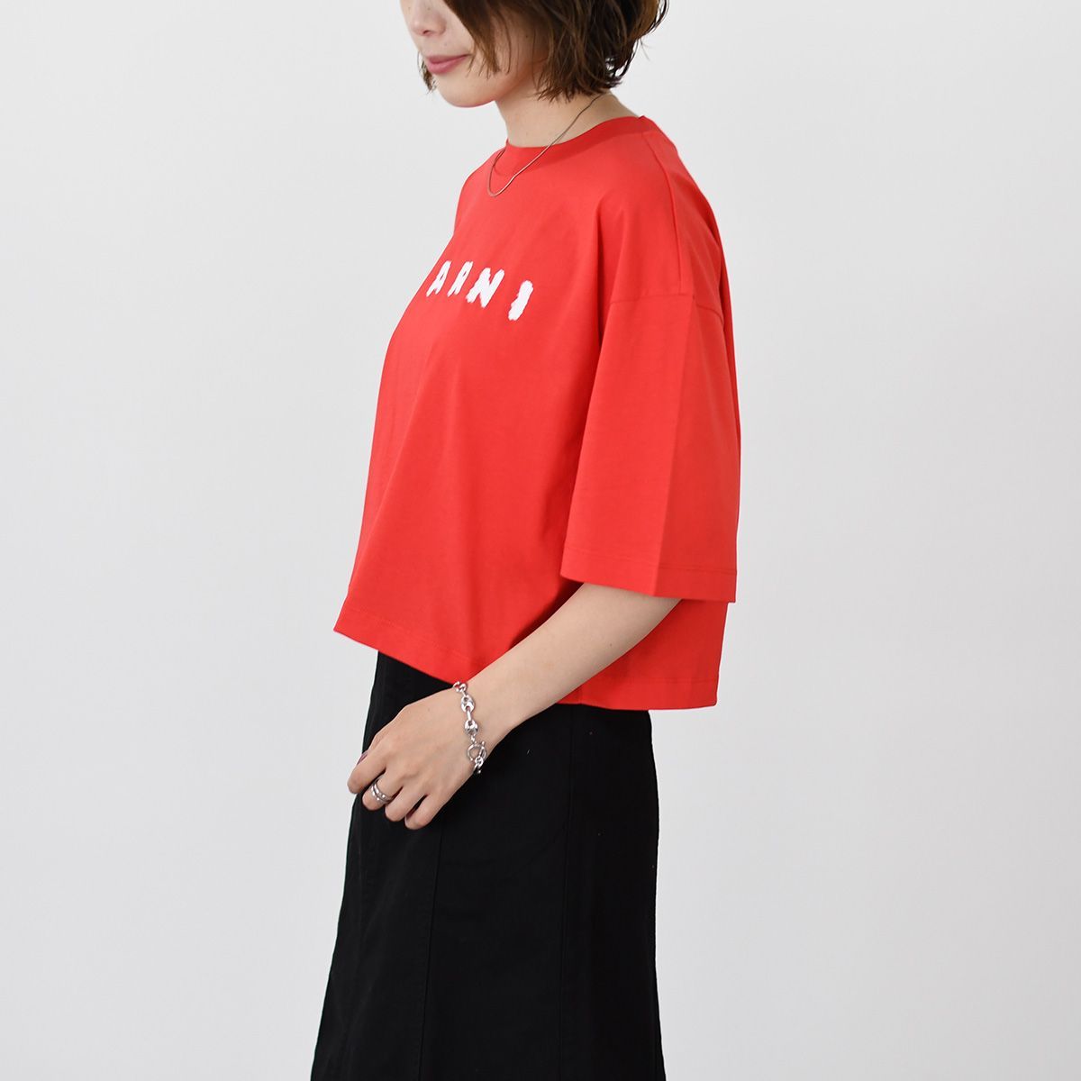 MARNI マルニ Tシャツ カットソー スクリブルロゴ ボクシー Tシャツ THJE0333P5 USCX42 レディース レッド コットン ロゴ 半袖 春 夏 クロップド丈