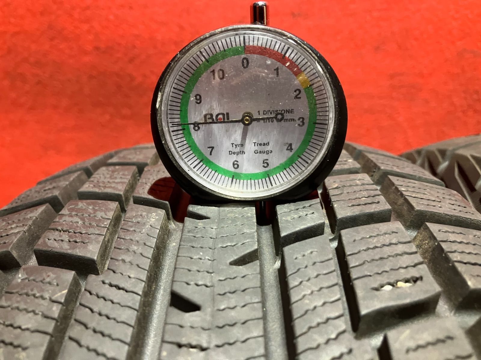 スタッドレスタイヤ 195|65R15