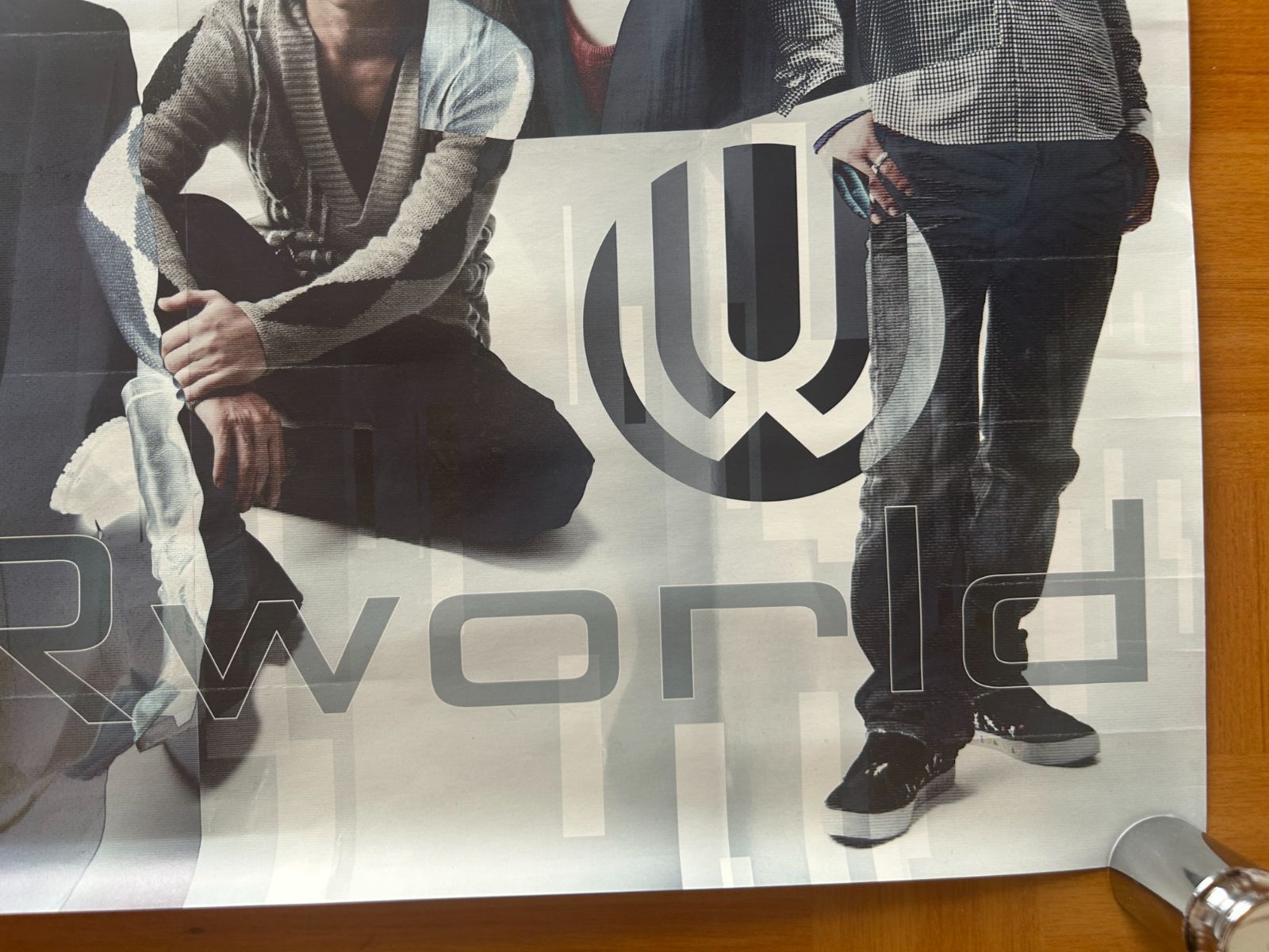 UVERworld告知 ポスター 販促 非売品　Neo SOUND BEST UVERworld告知 ポスター 販促 非売品 Neo SOUND BEST Amazon.co