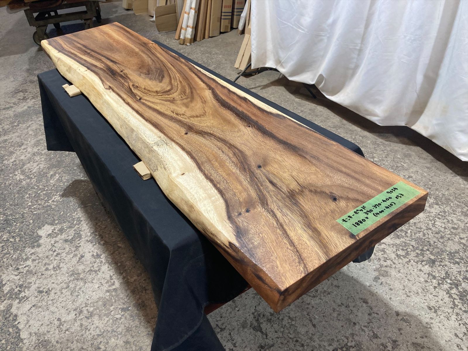 モンキーポッド9054 一枚板無垢 乾燥材 1880ｘ390-370-400ｘ53mm カウンター センターテーブル ダイニングテーブル