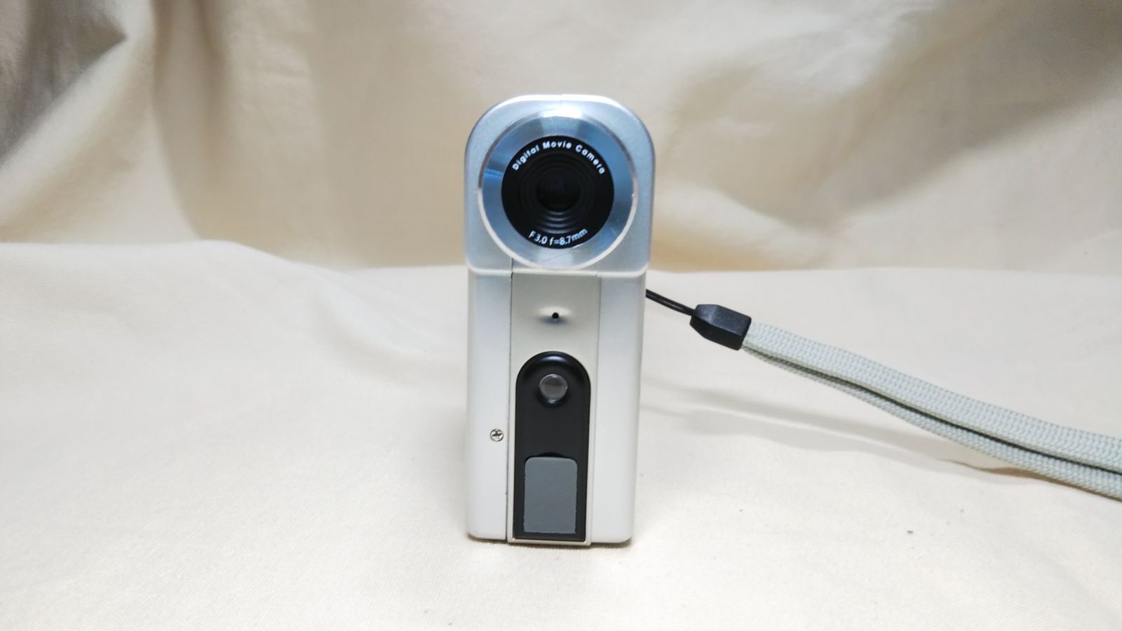 exemode ビデオカメラ DV230 ビデオカメラ a4297 エグゼモード、実売8千円のビデオカメラ「DV230」 - 価格.com