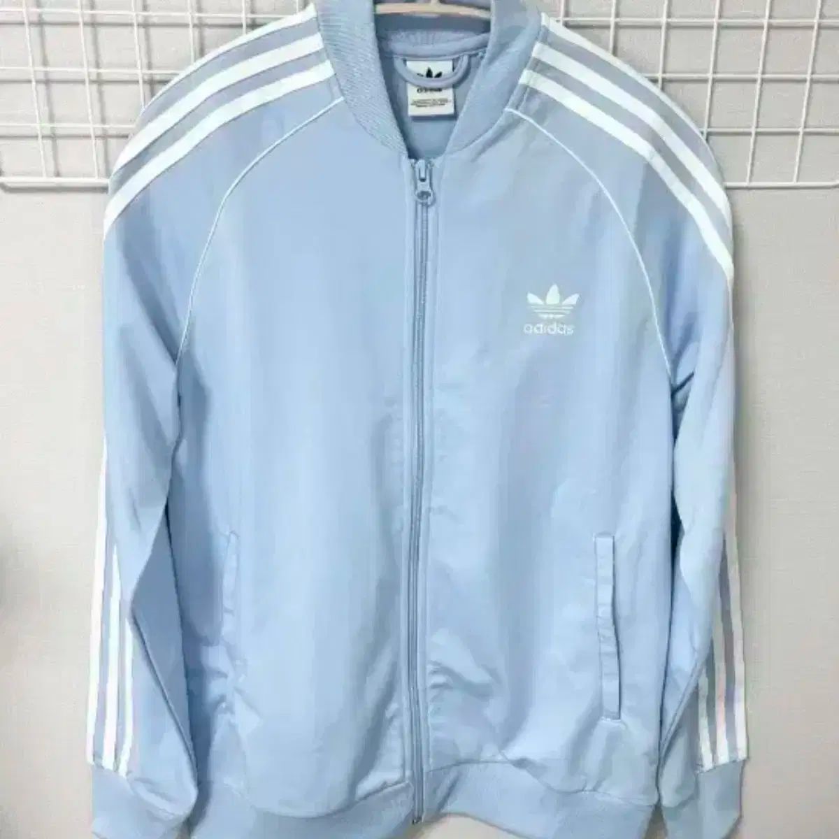 adidas アディダス ジャージ トラックトップス ライトブルー みずいろ あのちゃん風