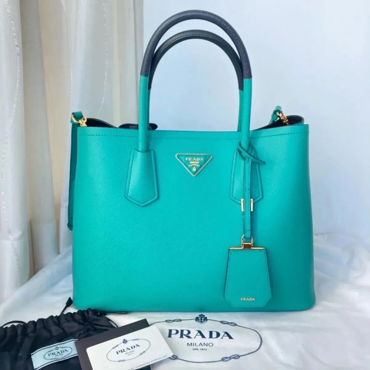 PRADA】プラダ サフィアーノ キュイール ドゥーブレ ミディアム バッグ