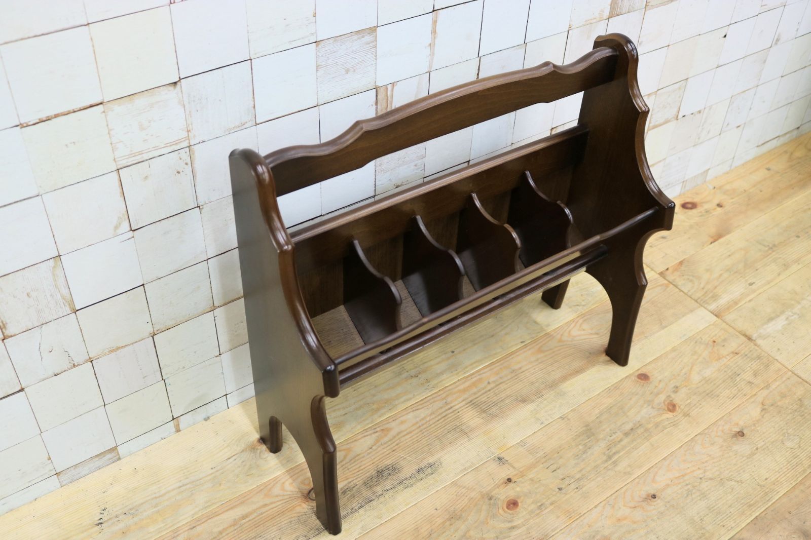 カリモク コロニアル