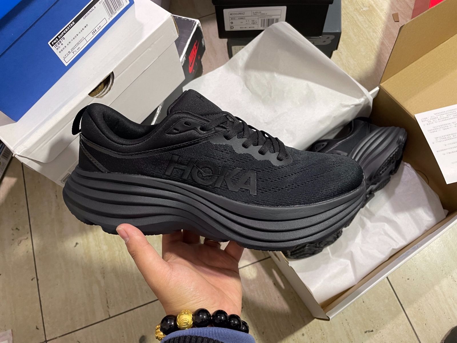 新品 HOKA ONE ONE BONDI 8 ホカオネオネ ランニングシューズメンズレディースボンダイ 8 男女兼用