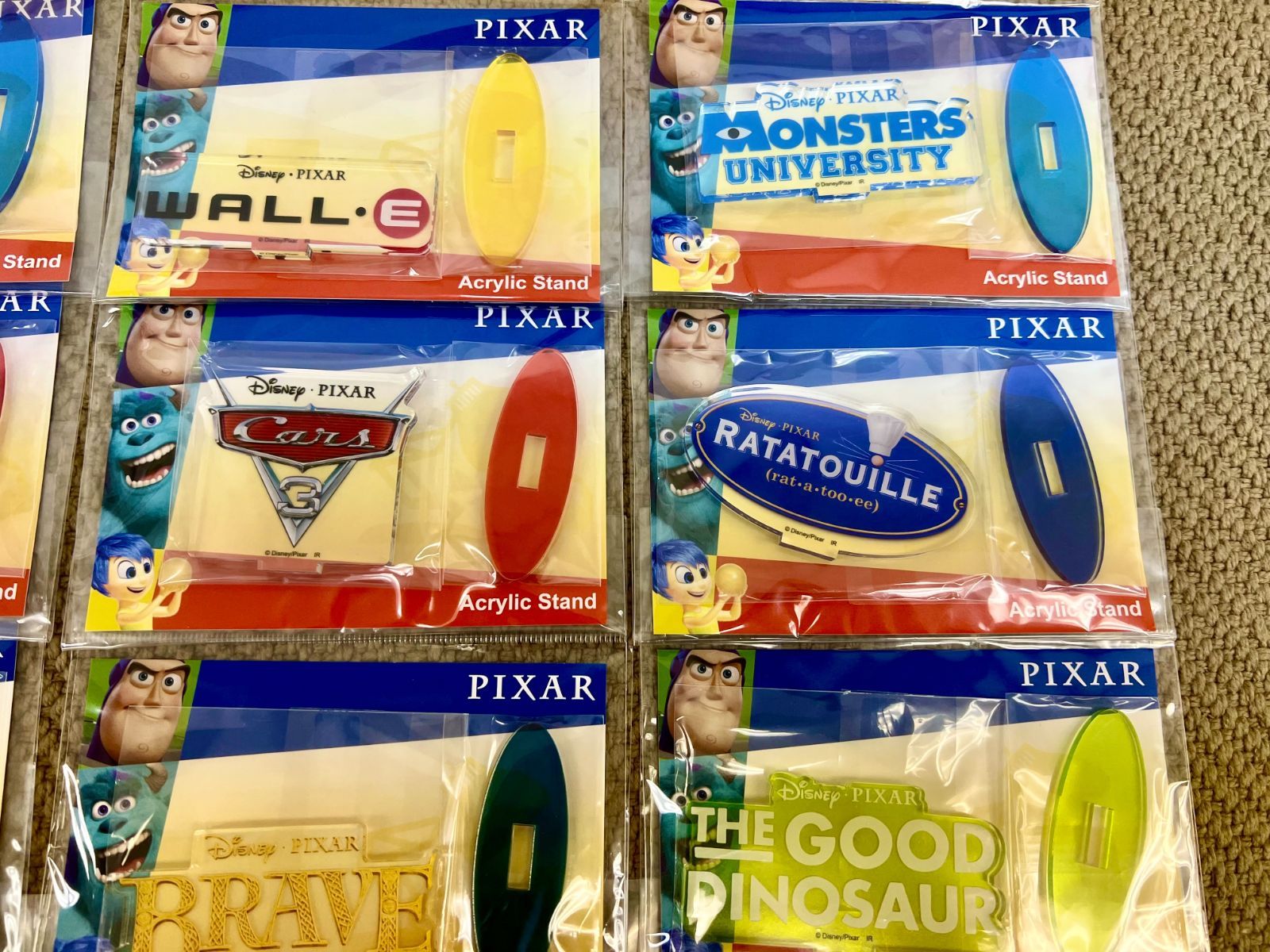 ロゴアクリルスタンド×13枚セット】ディズニー PIXAR 正規品 アーロと