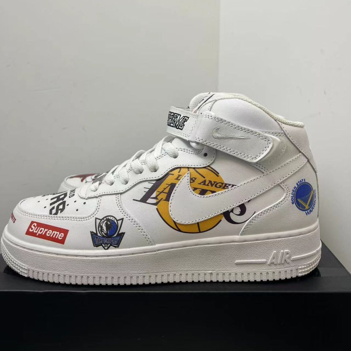 新品未使用ナイキ Nike Air Force 1 NBA White スニーカー