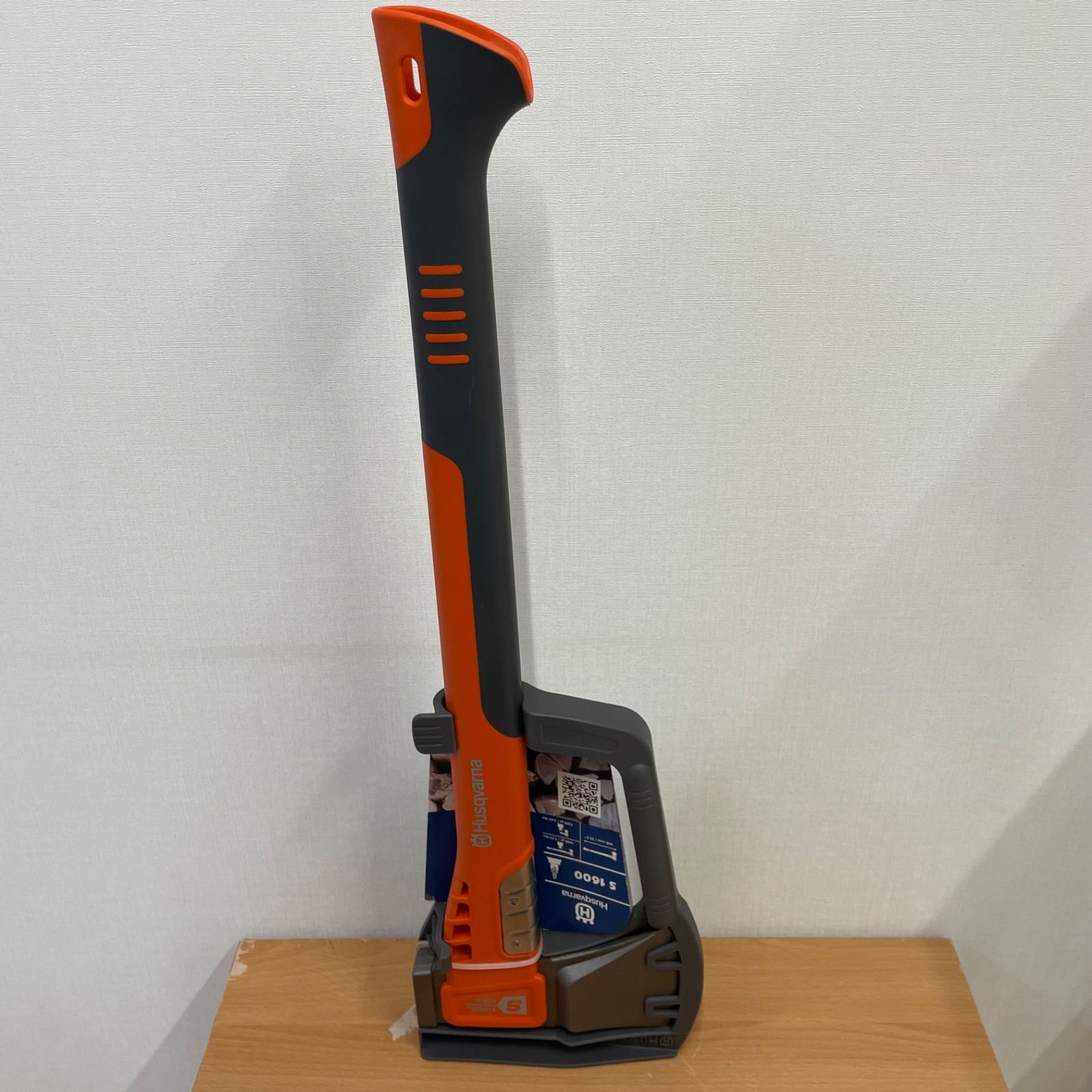 ハスクバーナ Husqvarna S1600 小型薪割り斧 厚刃 スプリッティングアックス A25-3095