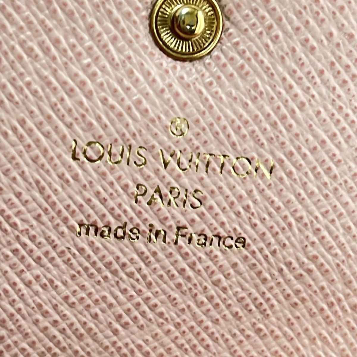 VUITTON
