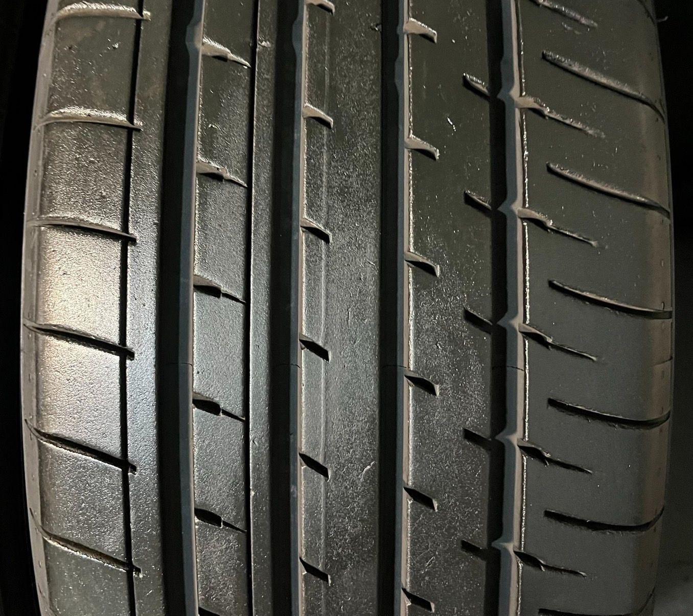 おすすめ 2025年製 約9.3分山 ヨコハマ YOKOHAMA ブルーアース BluEarth-XT AE61 225|55R19 2本 送料無料 h_570 高評価の