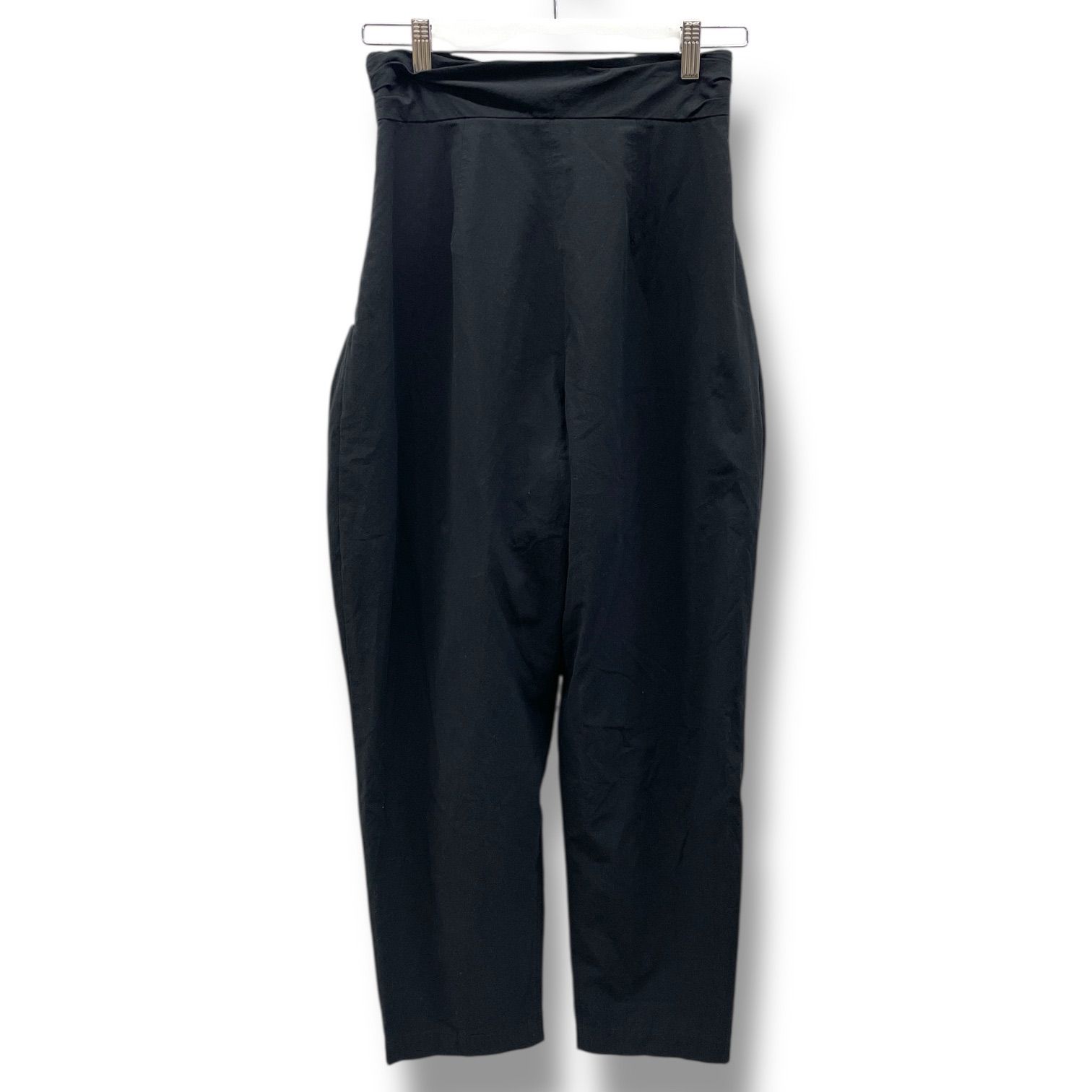 Mame Kurogouchi マメクロゴウチ Crepe Cotton Tapered Trousers クレープコットン テーパードパンツ MM24SS-PT070 黒 ブラック 2サイズ レディース 通年 ゴーゴー古着マルイ北千住店 18 No.999
