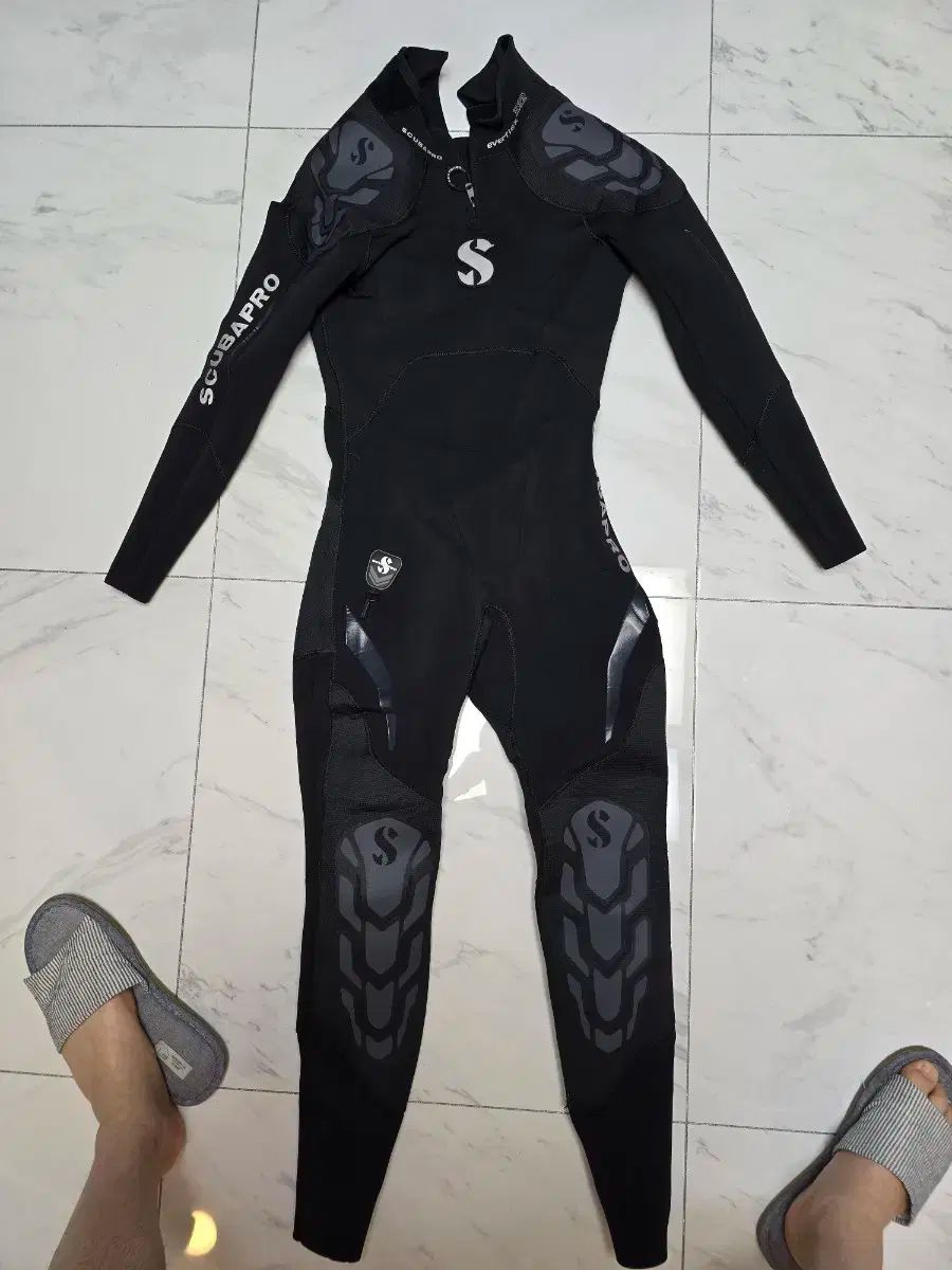 スキューバプロ 3m ウェットスーツ M