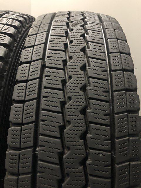 DUNLOP WINTER MAXX SV01 195/80R15 107/105N LT 15インチ スタッドレス 4本 21年製 ハイエース キャラバン等　(KTO097)