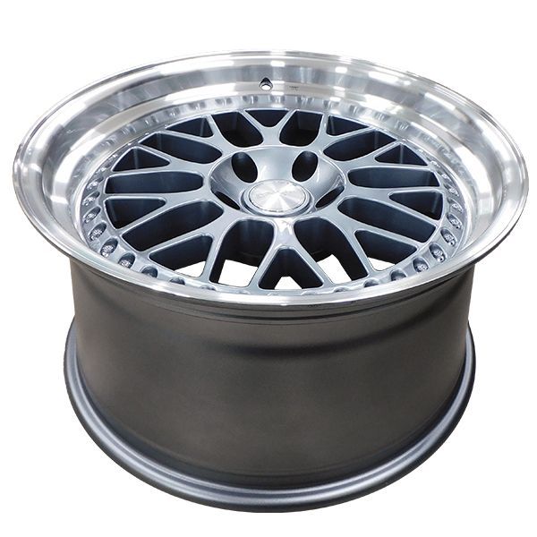4本セット ELEMENT E55 18インチ 9.5J +12 / 10.5J +15 5H PCD114.3 