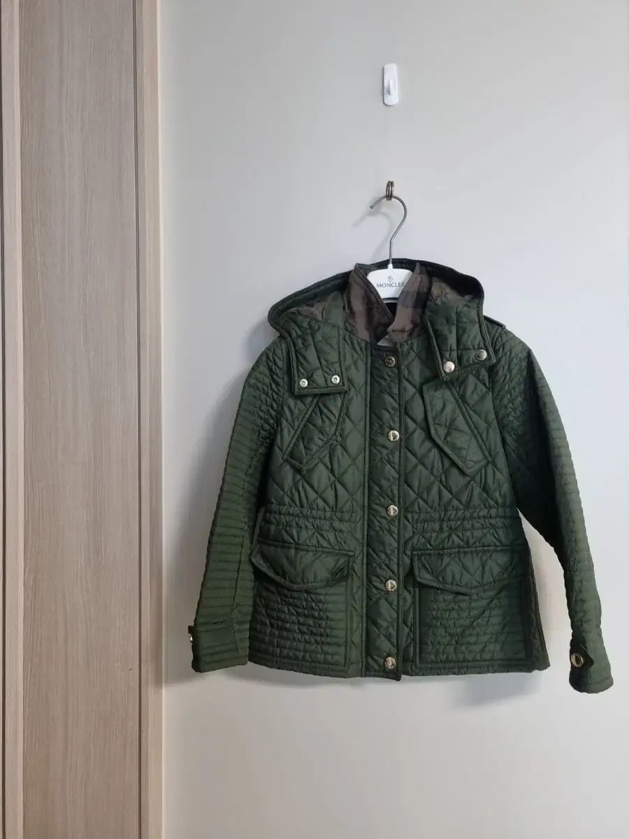 BURBERRY バーバリー キッズ キルティング トップグレード 10y