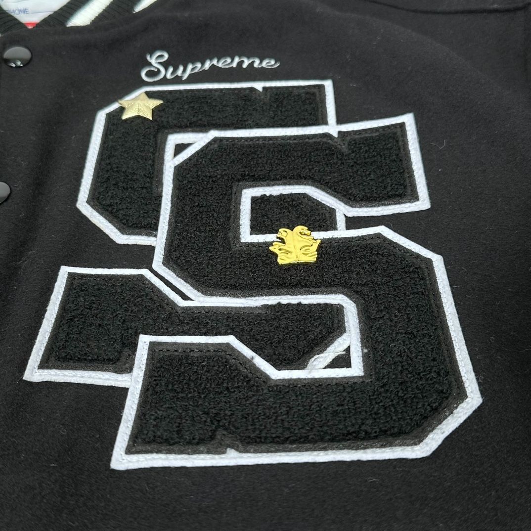 SUPREME 23 FW秋冬シリーズTIGER VARSITY JACKET刺繍ラベリング