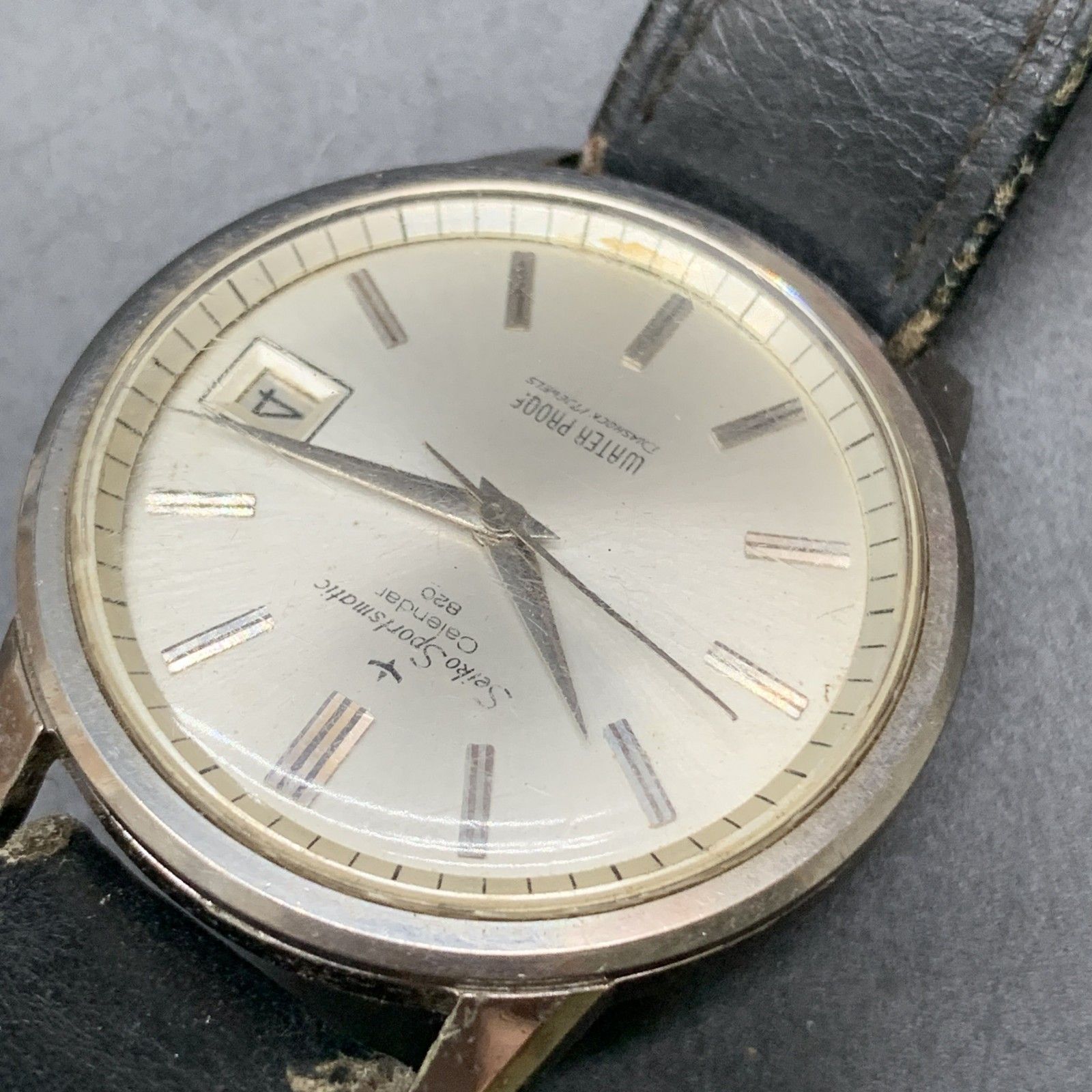 セイコー　スポーツマチックカレンダー１７石　オートマチック（ジャンク）２４