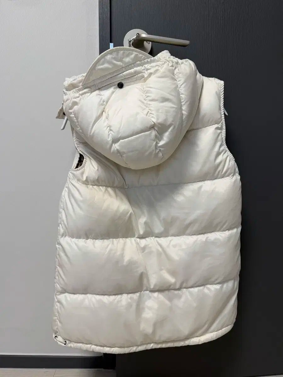 ダウンベスト 14