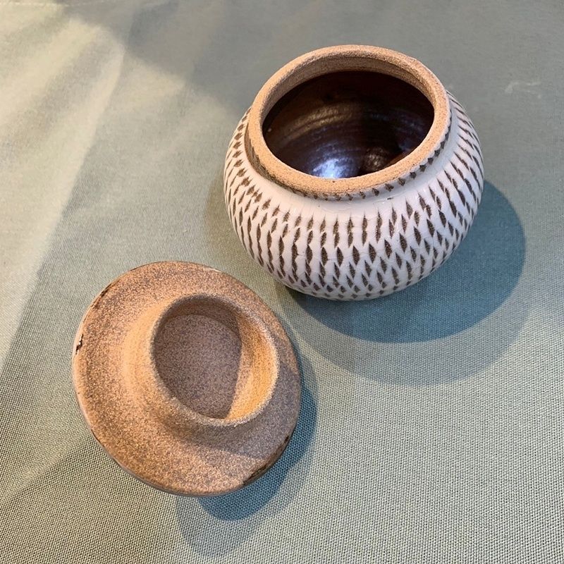 小石原焼 上薬 小石原焼 とび鉋 蓋付き 壺 高さ約9cm つぼ