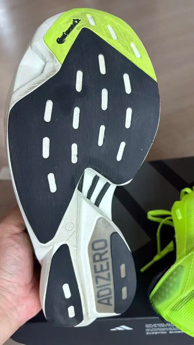 BIGBANG ビッグバングロゴ マイク型ライトとバッジセット BIGBANG