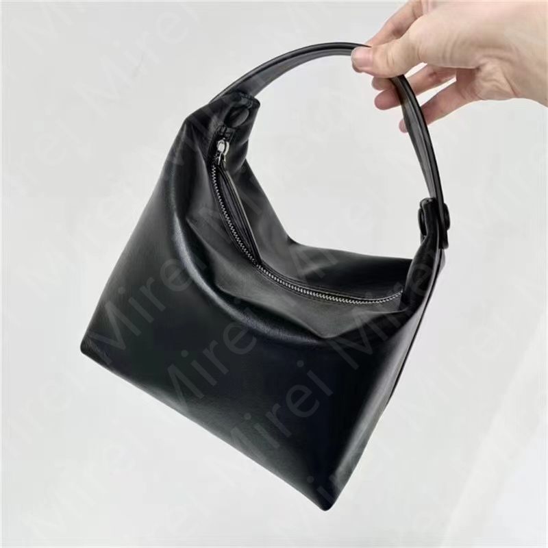 割引中！THE ROWザロウ Les bains bag レバン - メルカリ