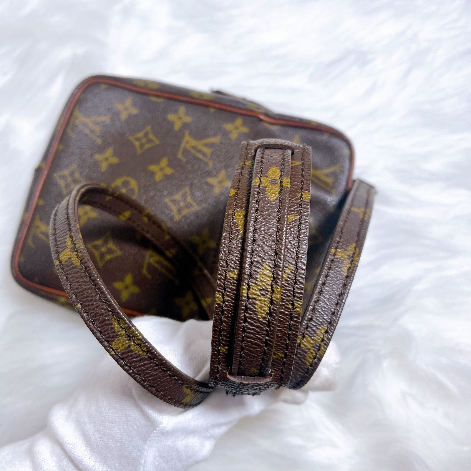 旧ダヌーブ モノグラム