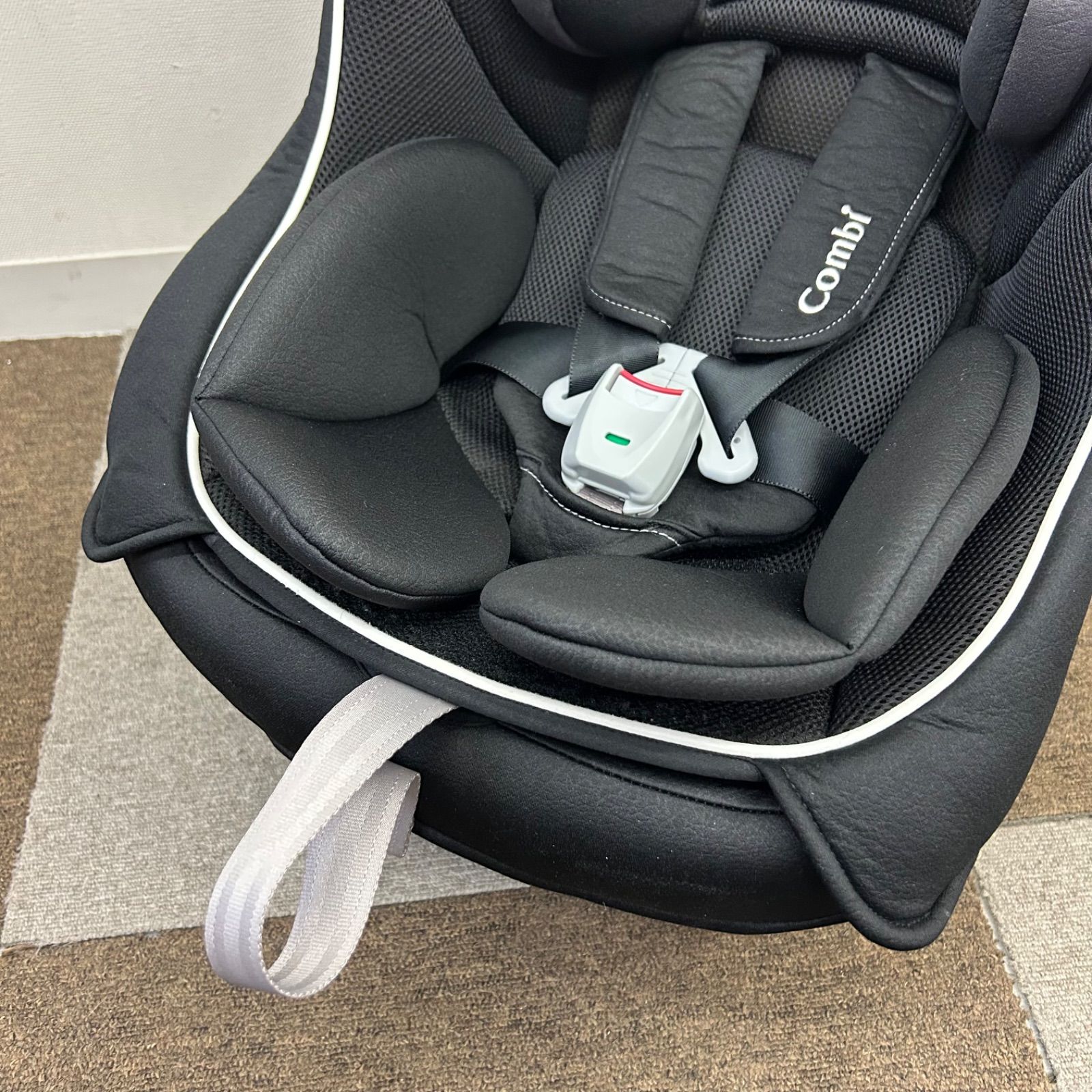 コンビ ミニマグランデ エッグショック cv-01x チャイルドシート ブラック