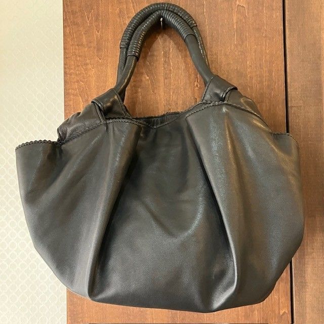 ロエベ LOEWE ナッパアイレ ハンドバック ナッパレザー ブラック