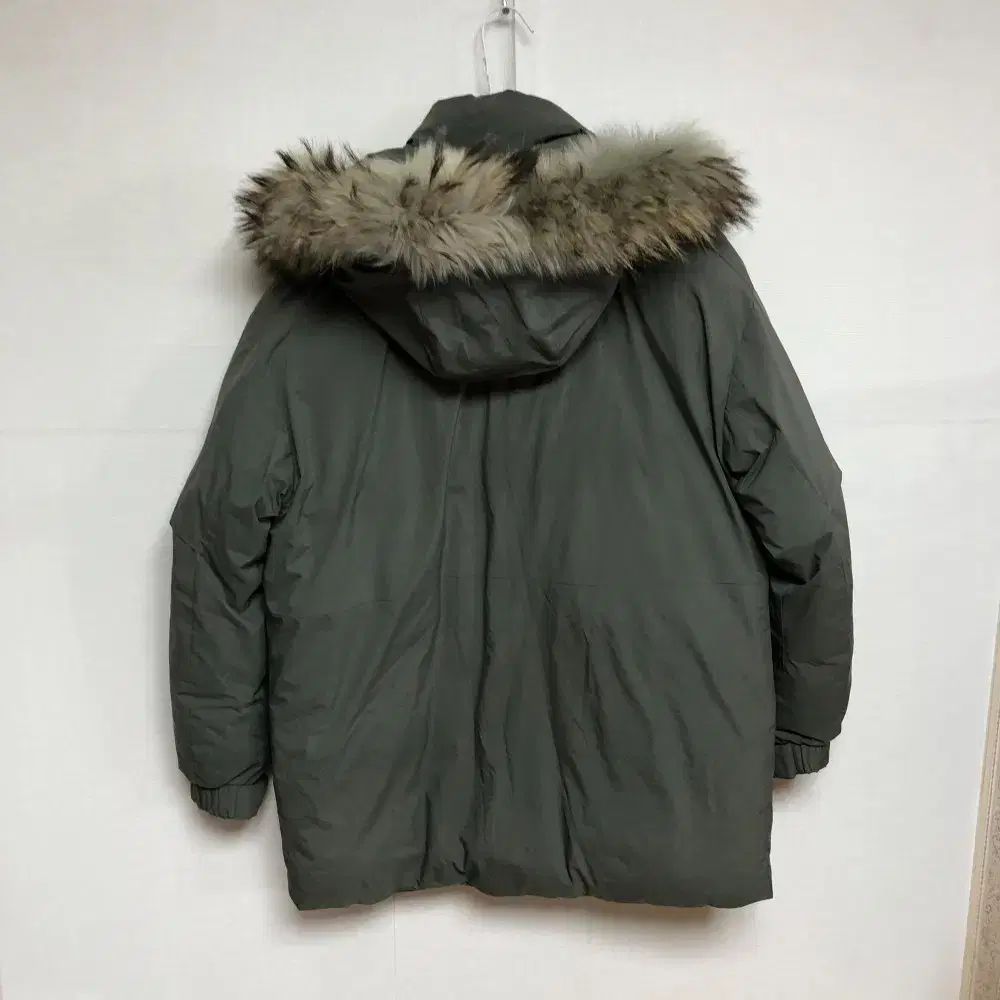 ダウンジャケット