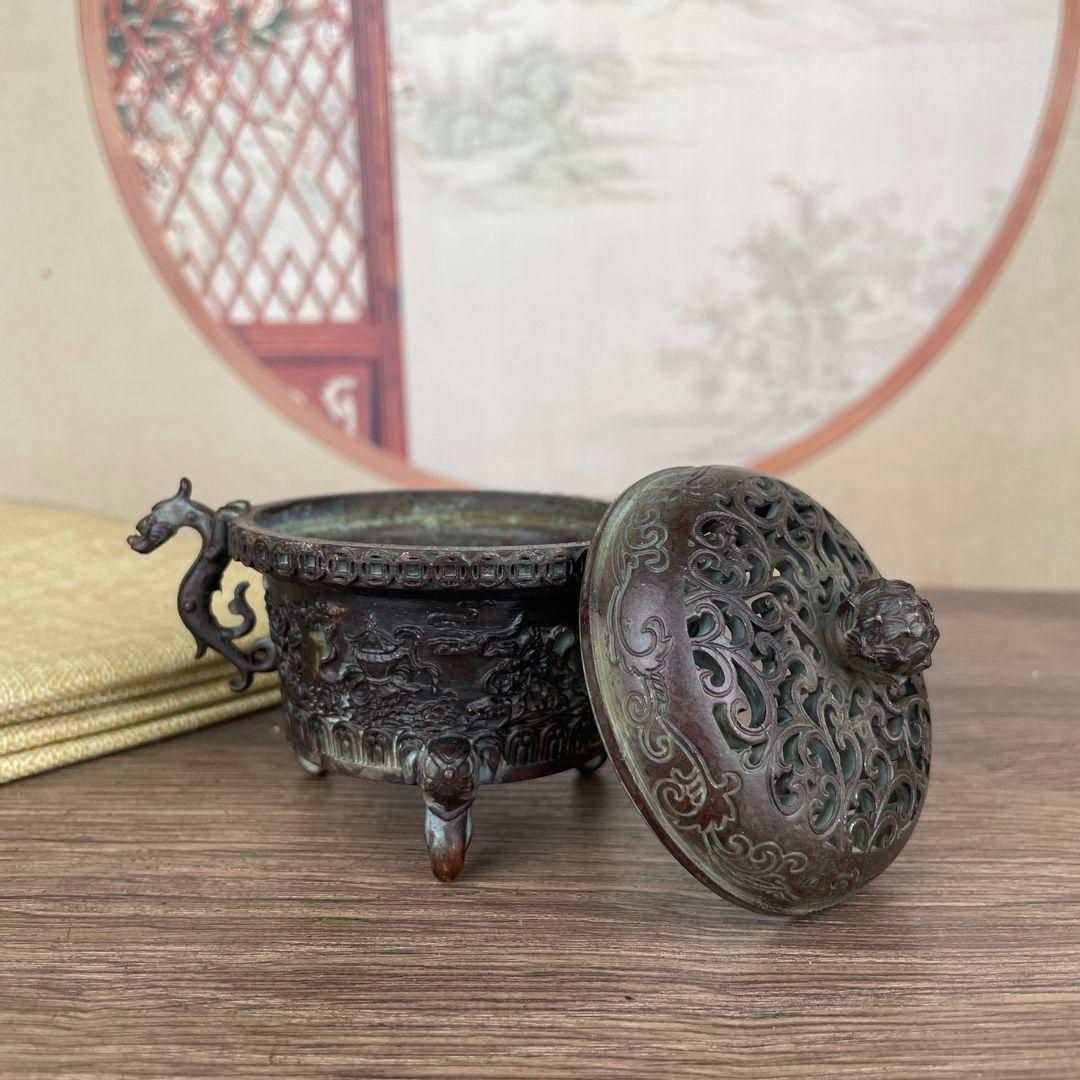 銅製 神獣香炉 八宝図紋三足双耳薫炉 薫炉 茶道具 装飾品 工芸品 置物 銅製 神獣香炉 八宝図紋三足双耳薫炉 薫炉 茶道具 装飾品 工芸品