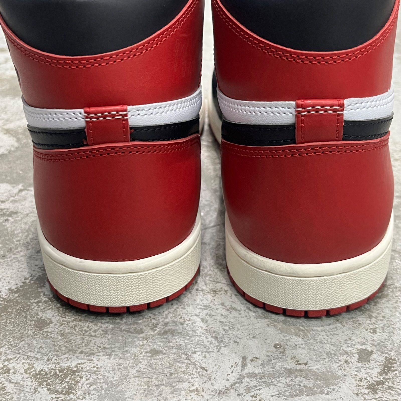 NIKE Air Jordan 1 Retro High OG Black Toe Reimagined つま黒