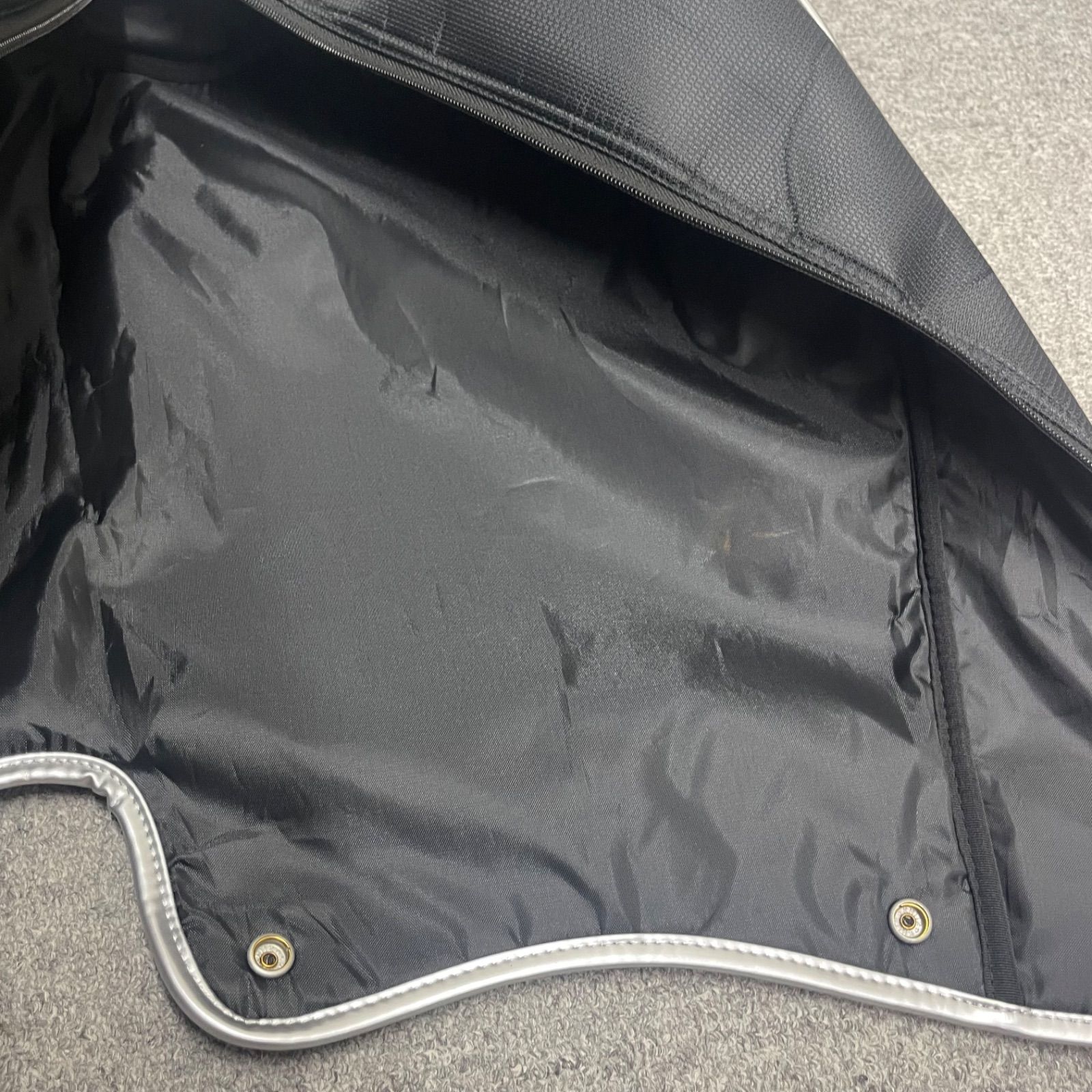 レヴァ ゴルフバッグ