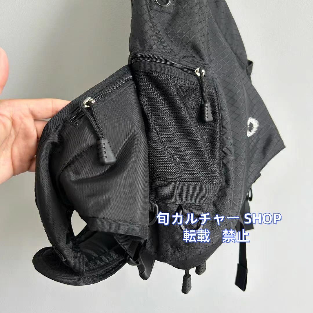 希少00s OAKLEYショルダー ボストンバッグ  Y2K カモ柄 オークリー 00s OAKLEY]ショルダー ボストンバッグ Y2K カモ柄 オークリー