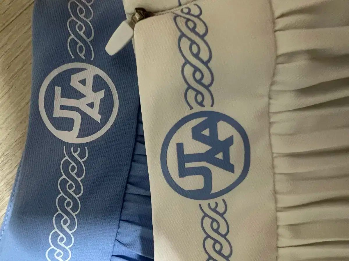 美品　UTAA ユタ　ゴルフ　プリーツスカート　M 𝗣𝗿𝗲𝗺𝗶𝘂𝗺 𝗚𝗼𝗹𝗳, 𝗨𝗧𝗔𝗔 25 S/S New in Women