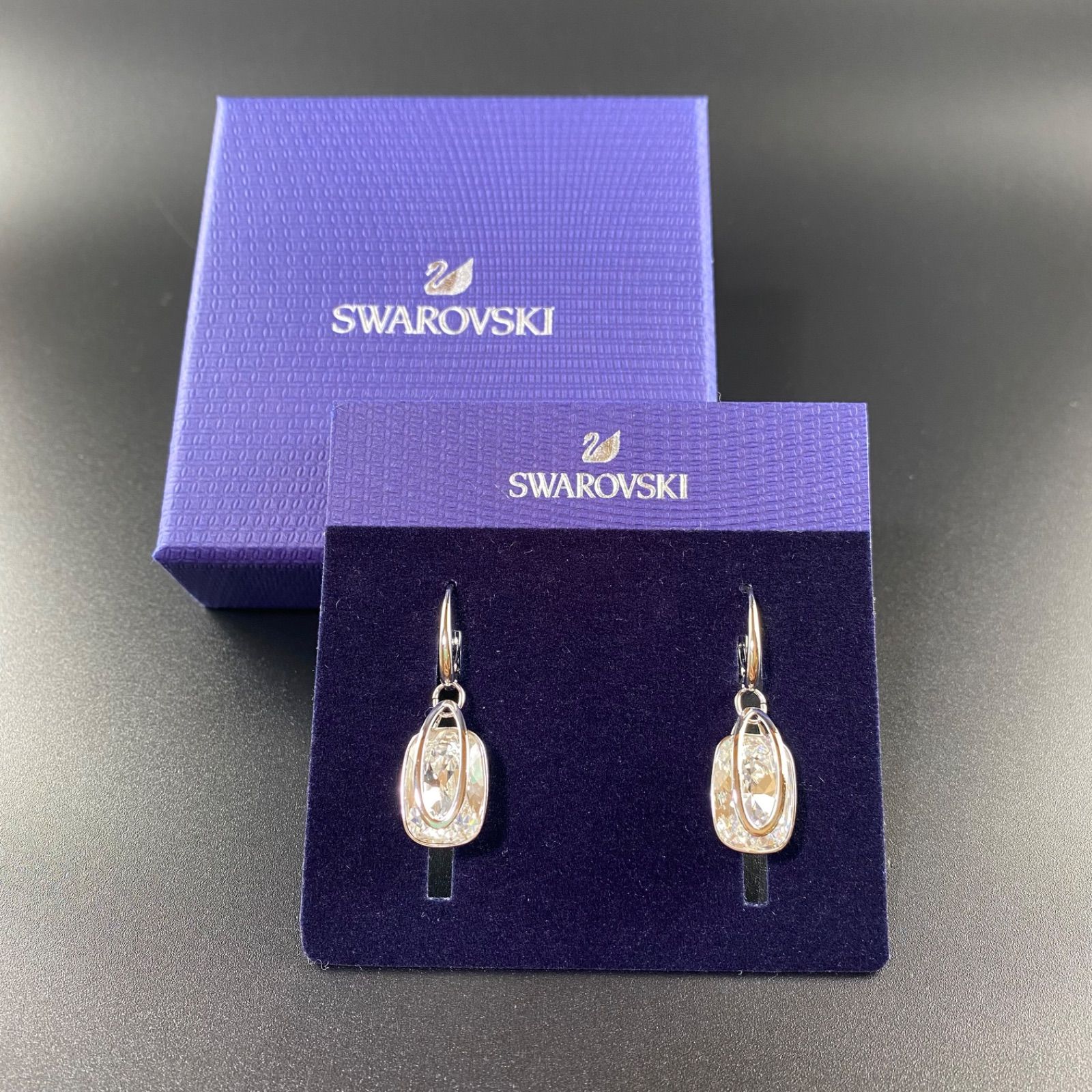 訳あり】スワロフスキー SWAROVSKI HOLDING ピアス ドロップ
