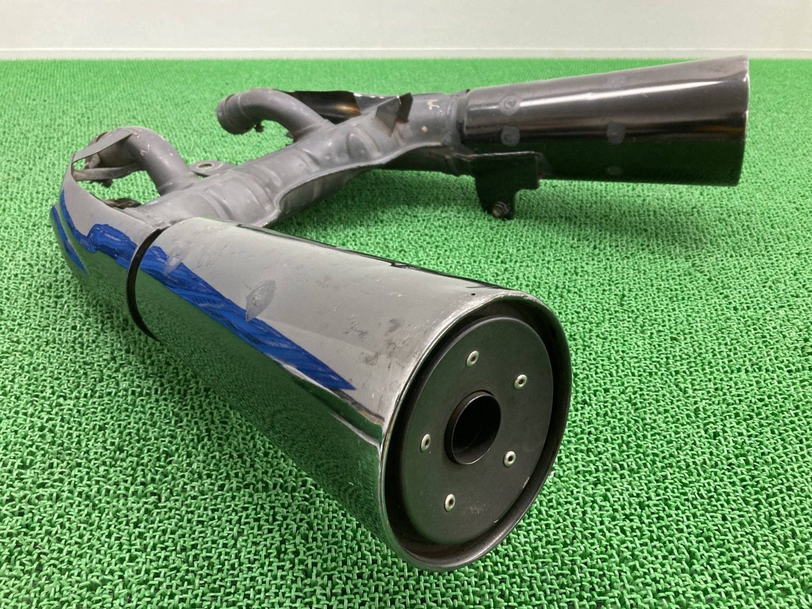 V-MAX サイレンサーマフラー 1UT ヤマハ 純正 バイク 部品 VMAX1200 Vマックス 機能的問題なし 品 品薄 車検 Genuine Lm