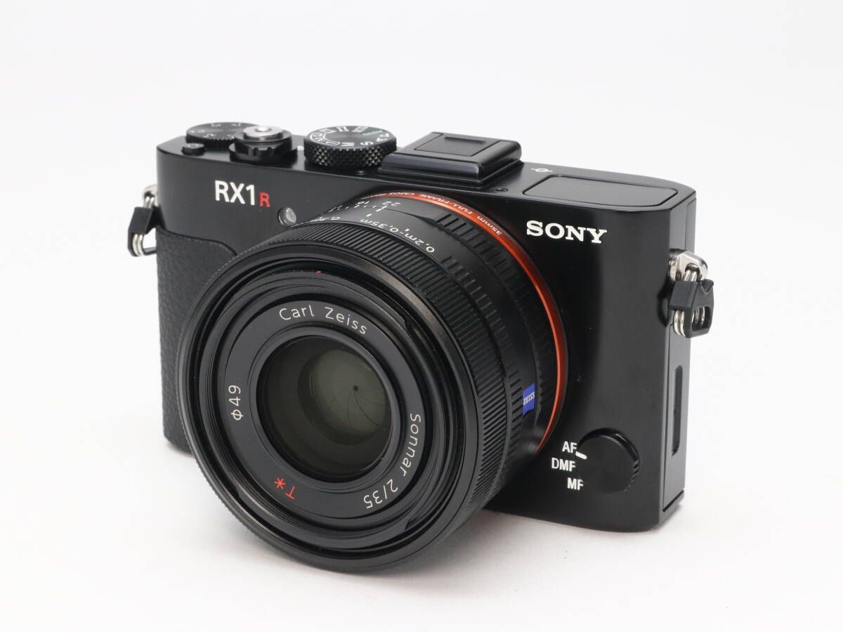 【美品】SONY DSC-RX1Rフルサイズ コンデジ 元箱有完品 おまけ多数 C (実用品) SONY ソニー Cyber-shot DSC-RX1R ブラック 初期不良