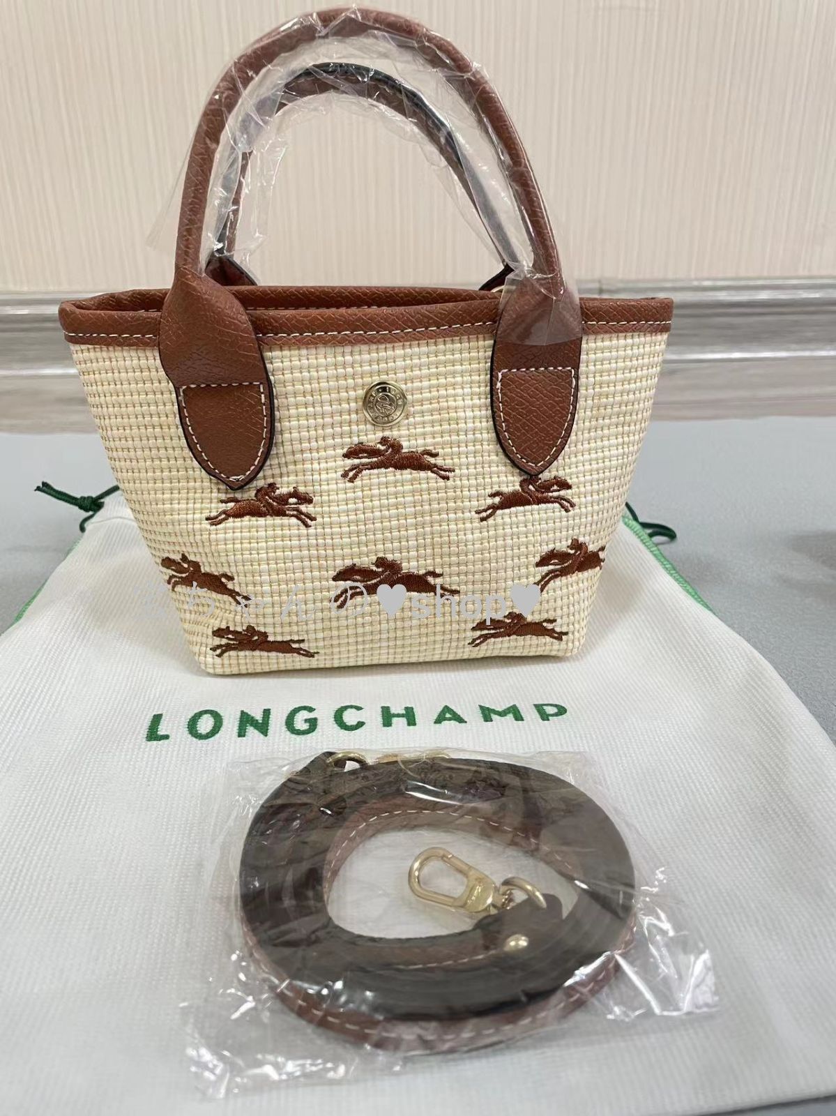 値下げ！ロンシャン LONGCHAMPル パニエ プリアージュ ミニ カゴバッグ XS サイズ ショルダーバッグ ロゴ 刺繍 限定 - メルカリ