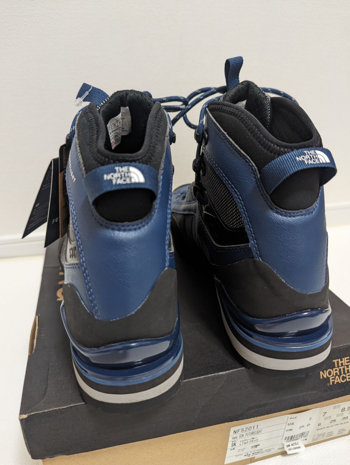 THE NORTH FACE FUTURELIGHT Mサイズ 青 THE NORTH FACE ノースフェイス ジップアップジャケット DRYZZLE